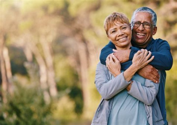 10 Signs Your Partner Will Never Cheat, According to Therapists