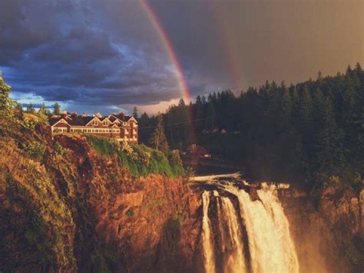 America's Best Riverside Hotels With Incredible Views