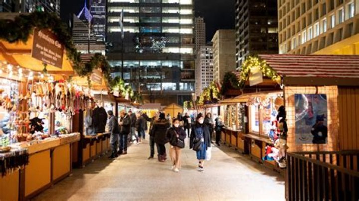 The Top Holiday Markets in the U.S., According to Yelp — Best Life