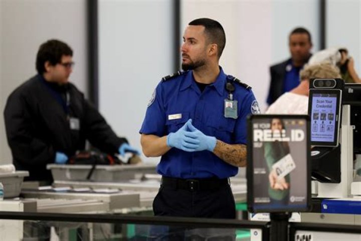 TSA Officers Just Revealed the 6 Things They "Never Do When Flying"