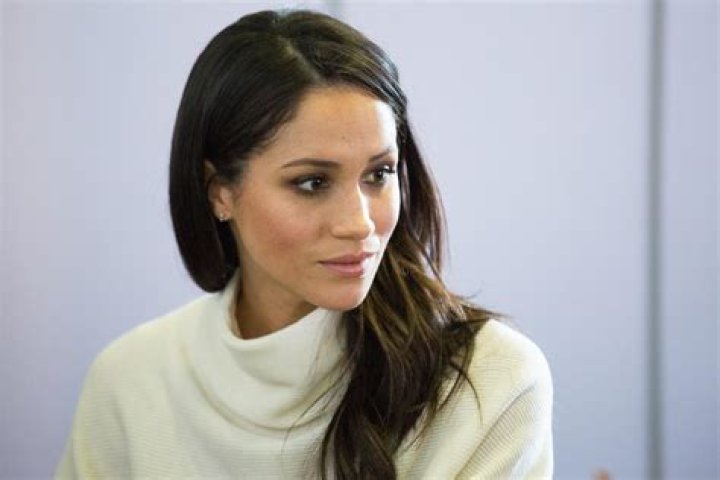 Why Palace Insiders Say Meghan Markle Should Drop Her Tabloid Lawsuit